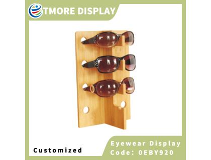 0EBY920 Wooden sunglasses display racks